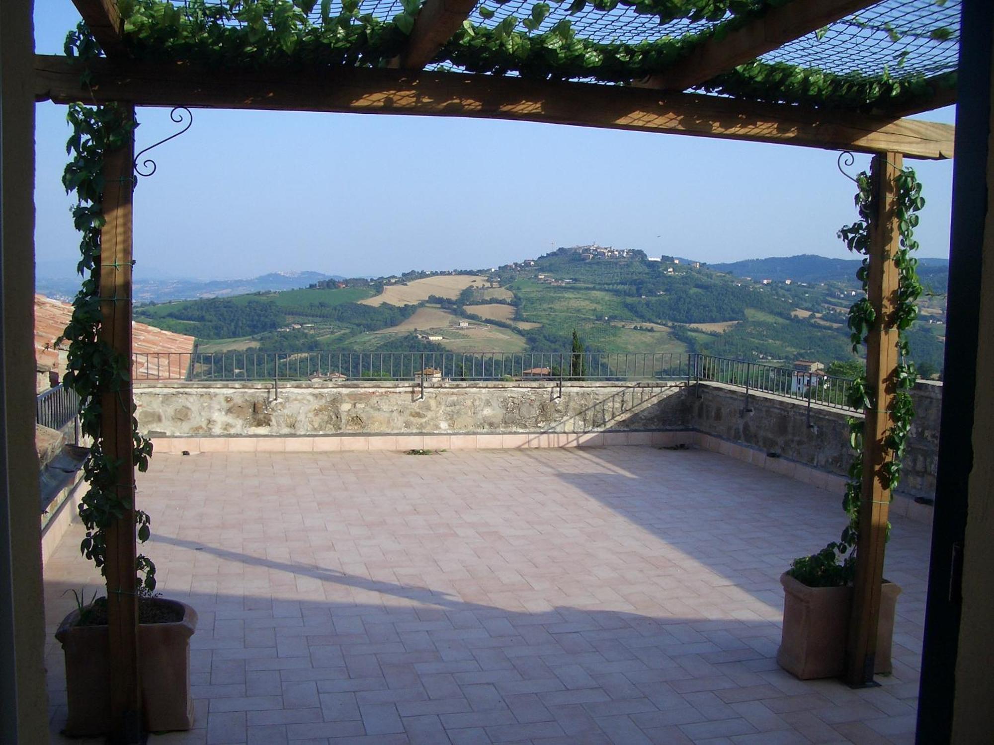 Agriturismo Tenuta Conti Faina Fratta Todina Экстерьер фото